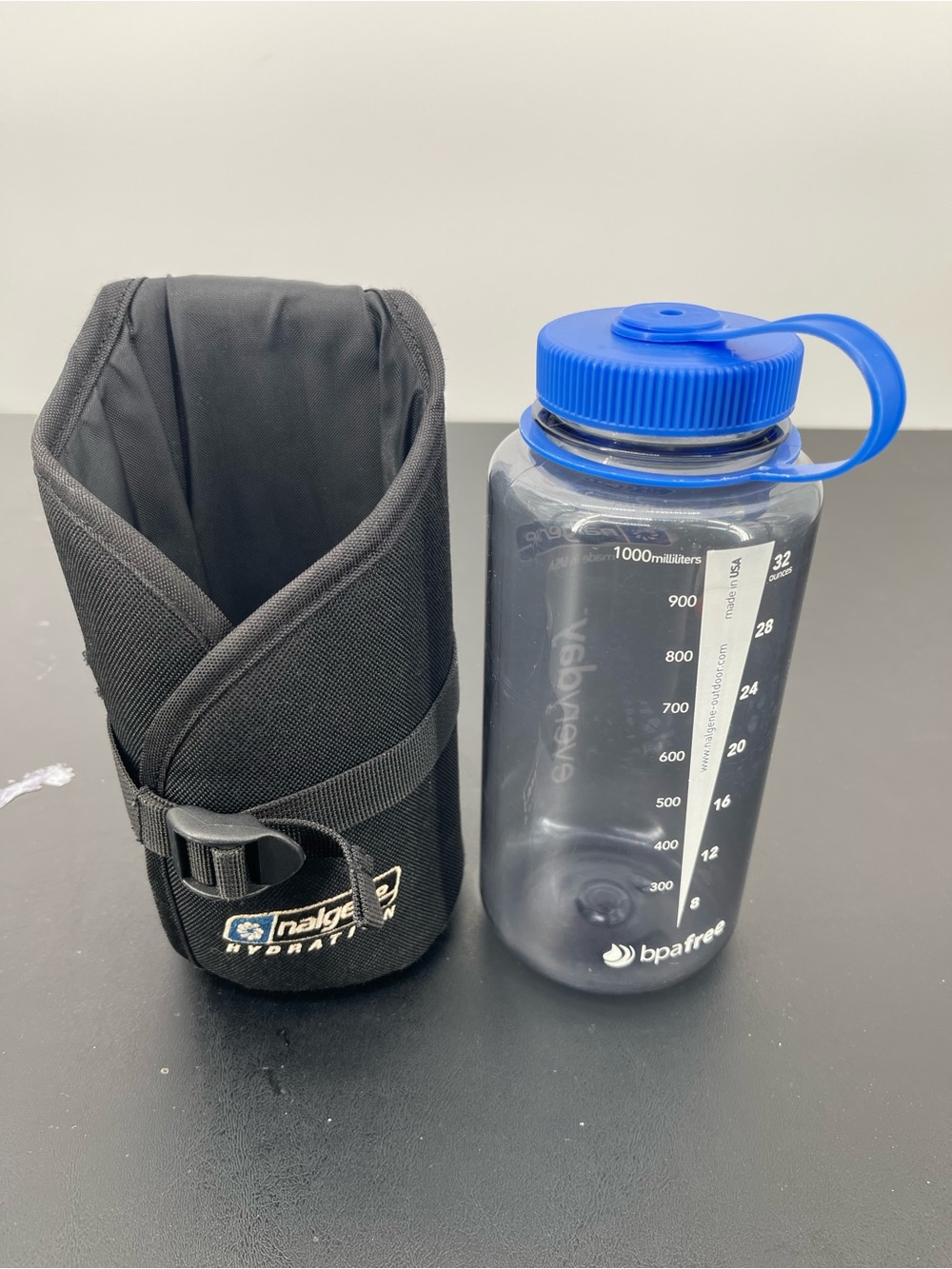 Nalgene 32oz Clear Water Bottle with Black Crossbody Bag